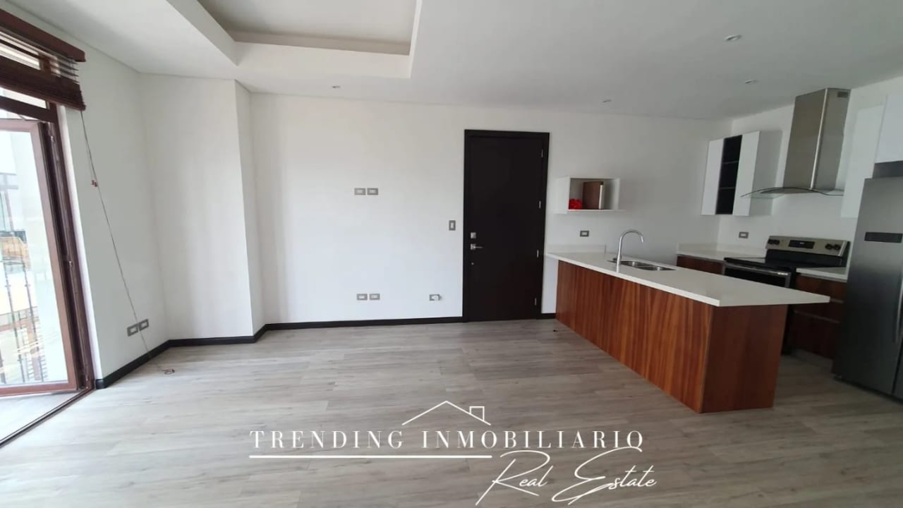 Apartamento en renta zona 16 edificio Lirios de Cayalá de 2 habitaciones + 2 parqueos — Apartamento en Alquiler en Lirios de Cayalá I, Zona 16, Guatemala, Ciudad — foto 8 de 10