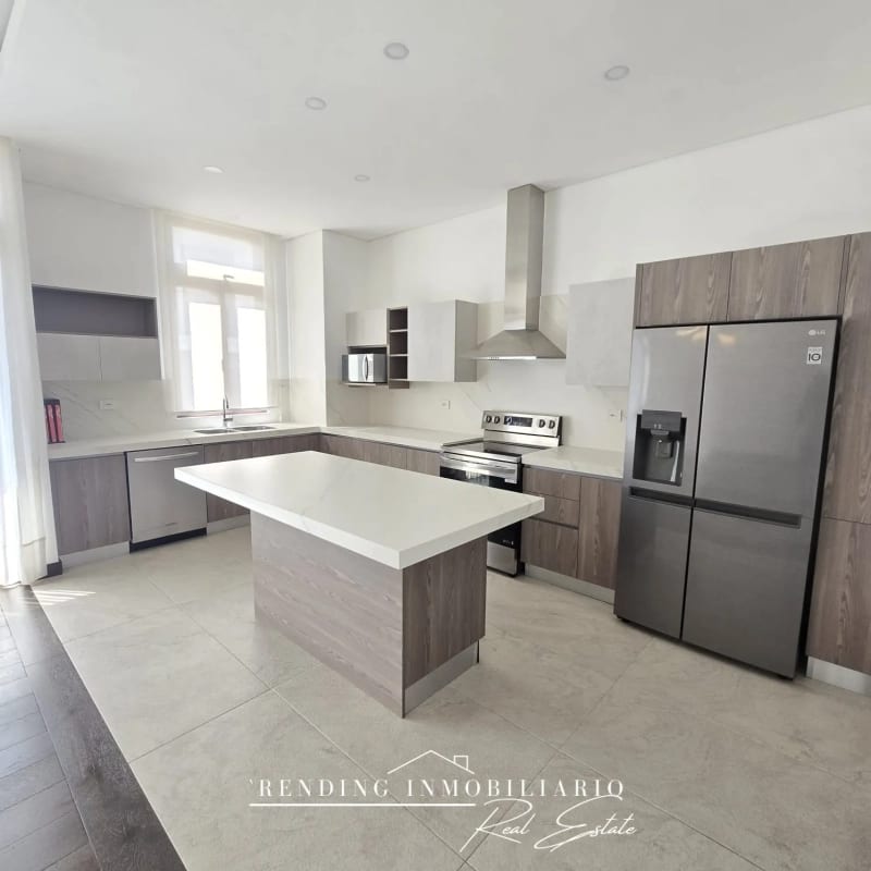 Apartamento en renta zona 16 edificio Nogales de Cayalá de 3 habitaciones + 2 parqueos — Apartamento en Alquiler en Zona 16, Guatemala, Ciudad — foto 1 de 10