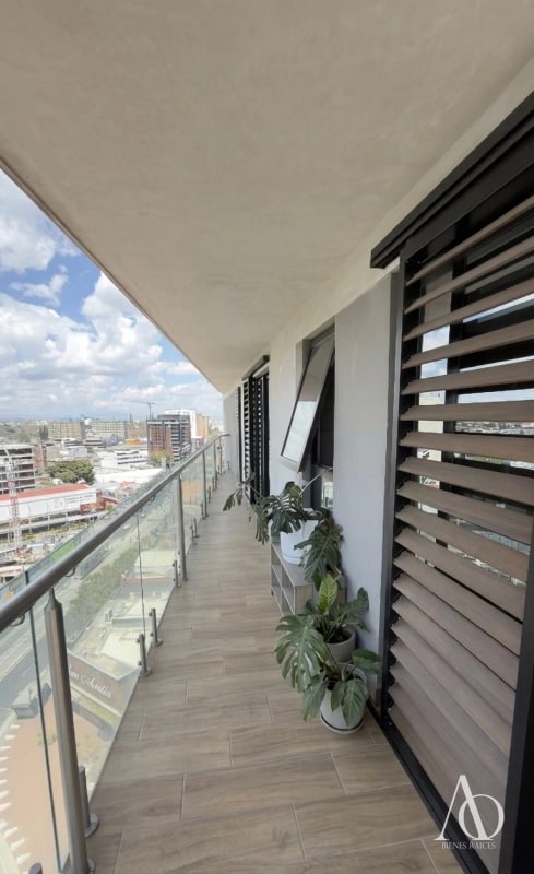 Apartamento en Venta Edificio Quo, zona 4 N12 / EN DIRECTO - 3