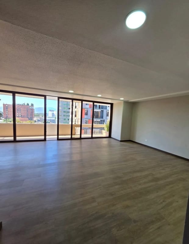 APARTAMENTO EN VENTA EN EL EDIFICIO CUATRO 14, ZONA 10 — Apartamento en Venta en Edificio 01010 (Cero Diez Diez), Zona 10, Guatemala, Ciudad — foto 1 de 16
