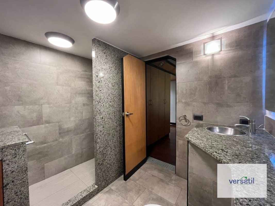 Bello y amplio apartamento en alquiler Oakland zona 10 - 4