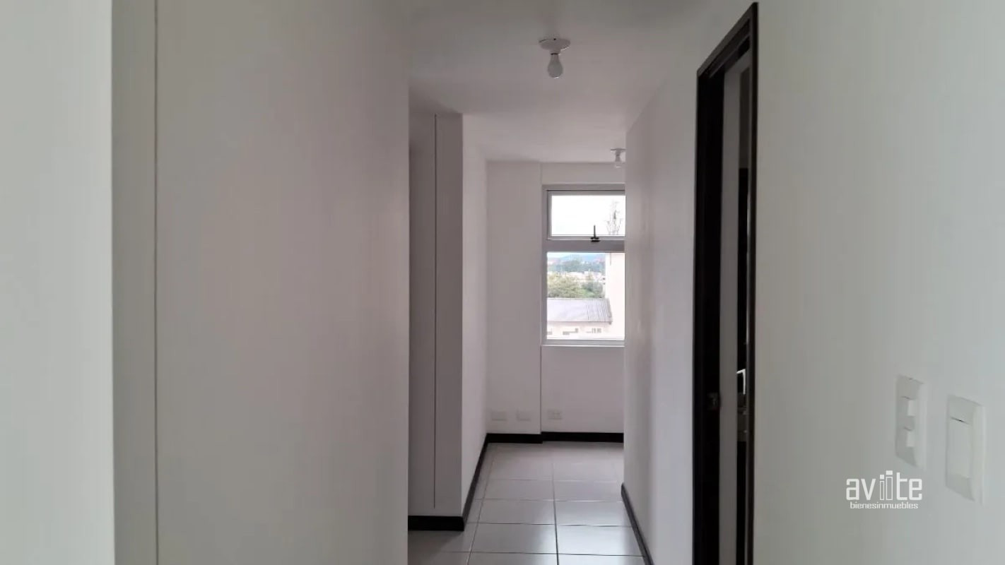 CONDADO NARANJO. Serena. apartamento de 3 habitaciones Q1,400,000 - 10