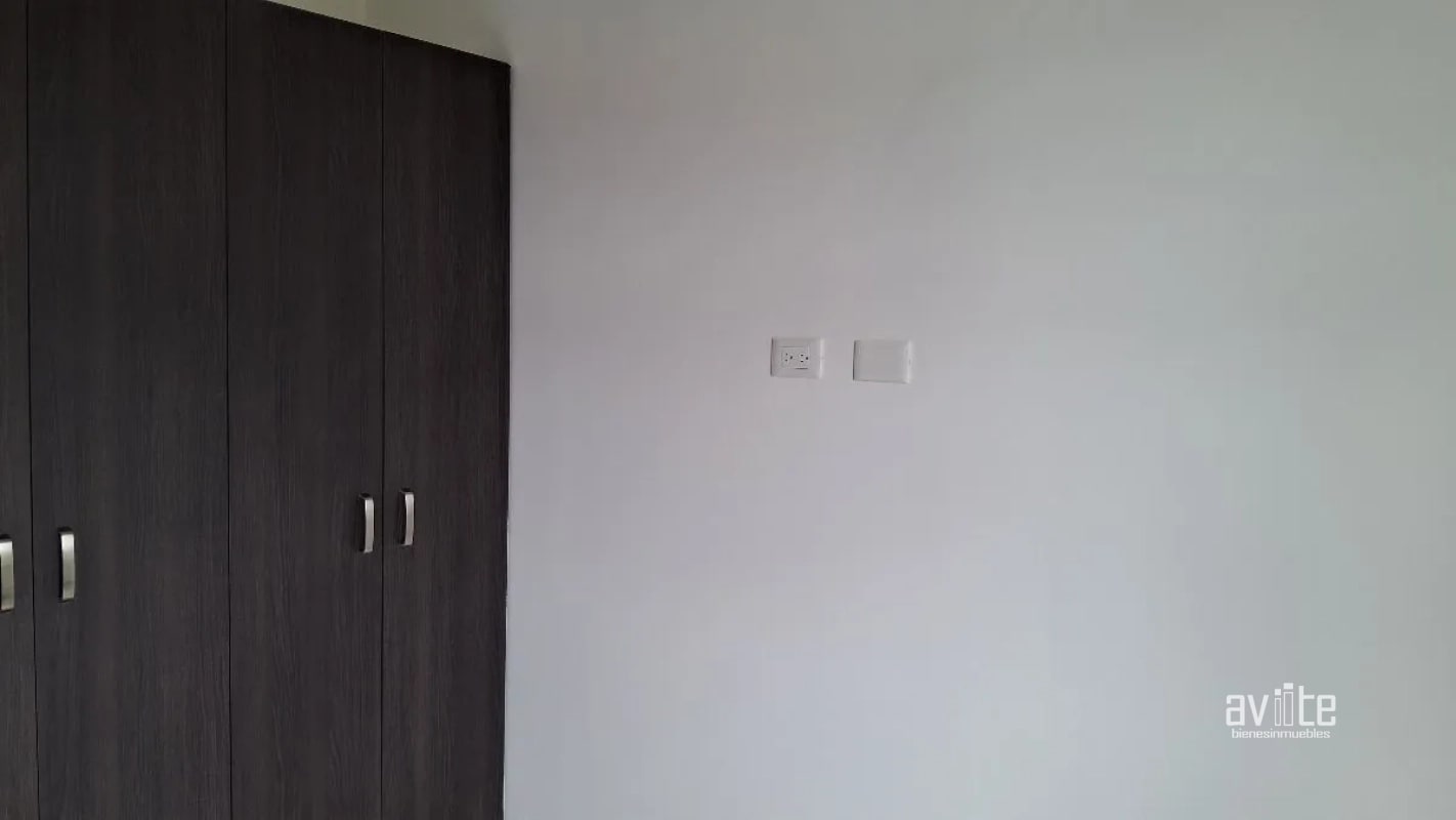 CONDADO NARANJO. Serena. apartamento de 3 habitaciones Q1,400,000 - 9