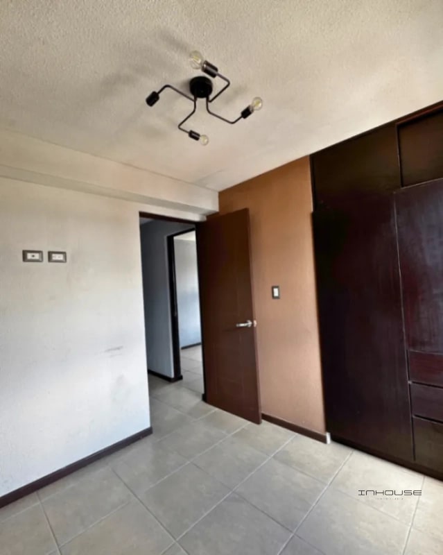 APARTAMENTO EN RENTA ZONA 12 EN SANTA ELISA - 8