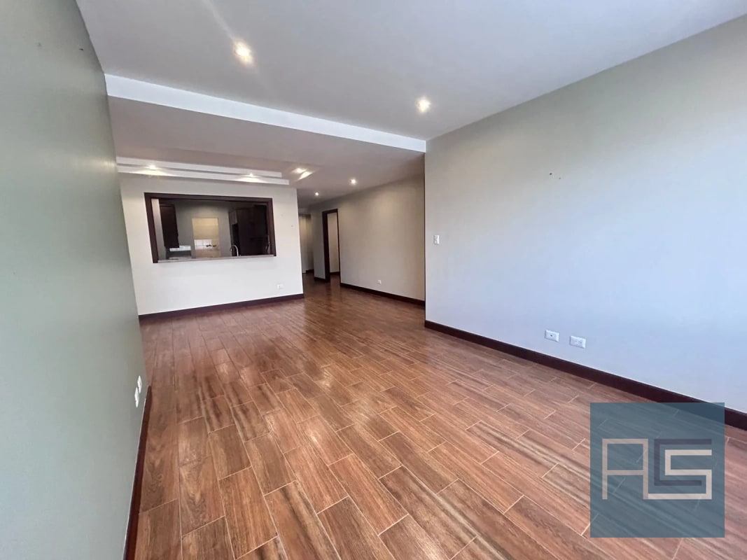 *Amplio apartamento de 2 hab con cuarto de servicio en nivel alto en Renta - Milenia, zona 10* - 16