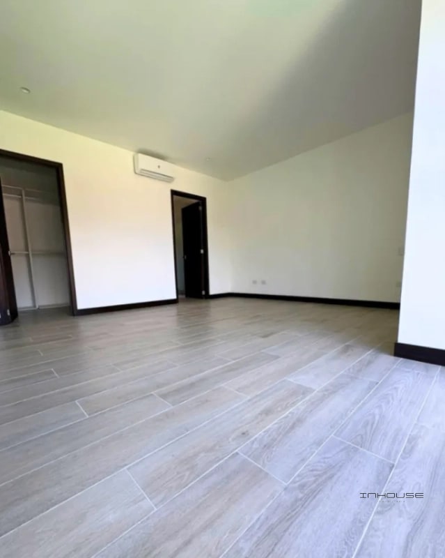 APARTAMENTO EN VENTA  -ZONA 13 IRIDIA- PARA ESTRENAR- - 3