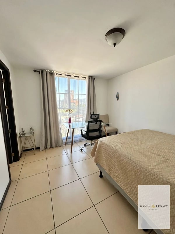 Apartamento Amueblado en renta I Edificio Madeleine I Zona 10 - 5
