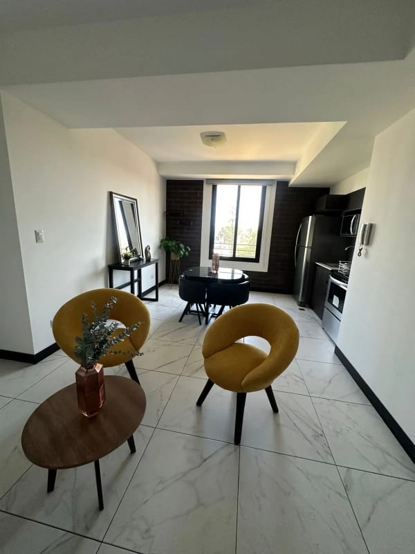 Apartamento en renta I Amueblado I Edificio Fontainebleau I Zona 15 — Apartamento en Alquiler en Zona 15, Guatemala, Ciudad — foto 1 de 11