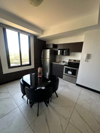 Apartamento en renta I Amueblado I Edificio Fontainebleau I Zona 15 — Apartamento en Alquiler en Zona 15, Guatemala, Ciudad — miniatura 10 de 11