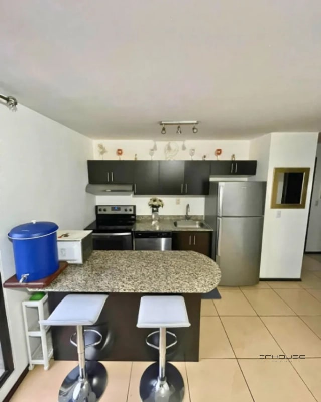 APARTAMENTO EN RENTA ZONA 10 AMUEBLADO - 9