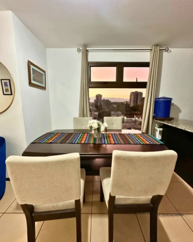 APARTAMENTO EN RENTA ZONA 10 AMUEBLADO - 6