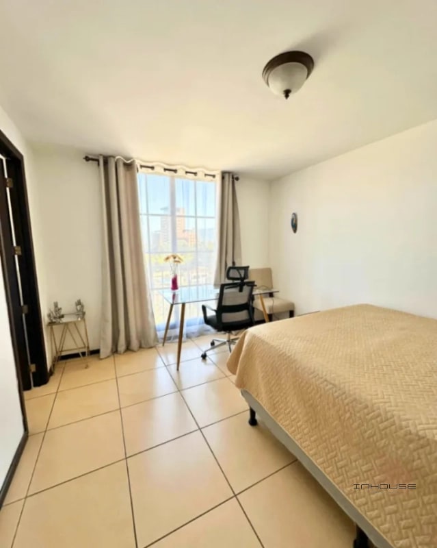 APARTAMENTO EN RENTA ZONA 10 AMUEBLADO - 4