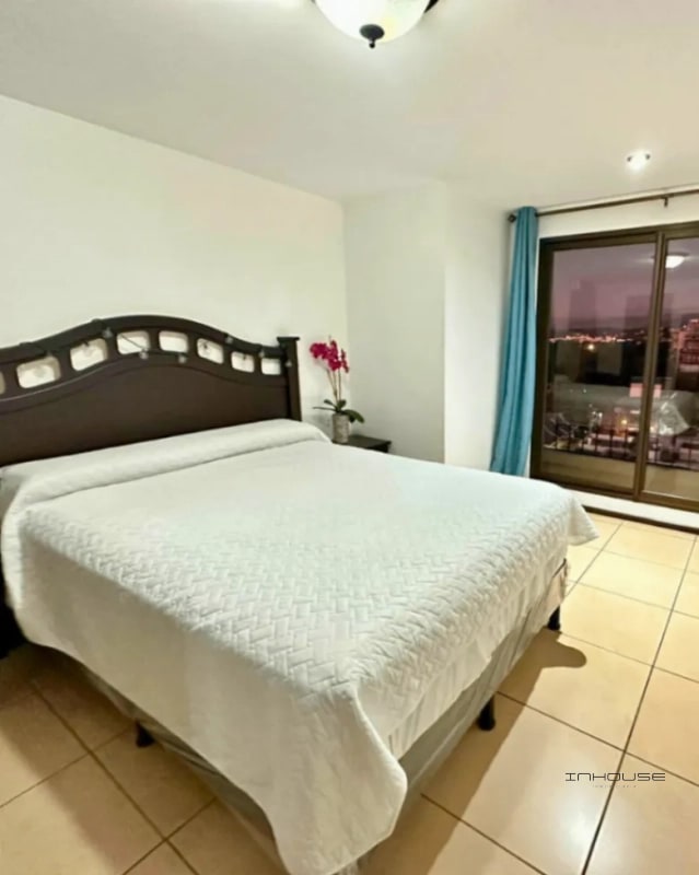 APARTAMENTO EN RENTA ZONA 10 AMUEBLADO - 3