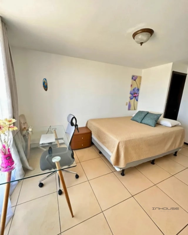 APARTAMENTO EN RENTA ZONA 10 AMUEBLADO - 2