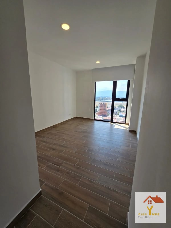 Apartamento en alquiler zona 14 Parque 14 - 3