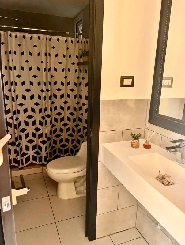 Zona 4 de Mixco • Apartamento en Venta • Edificio Vistas de La Floresta - 2
