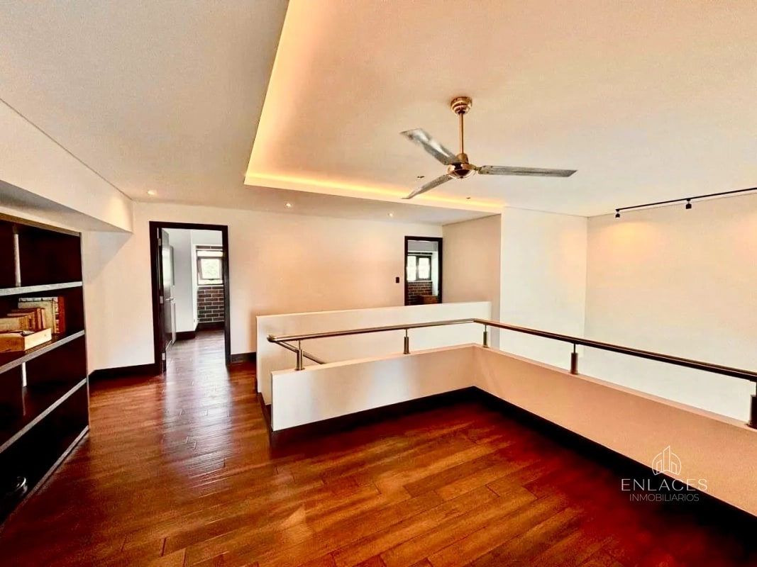 Zona 16 • Apartamento Tipo Loft en Renta/Venta • Edificio Viu Cayalá - 2
