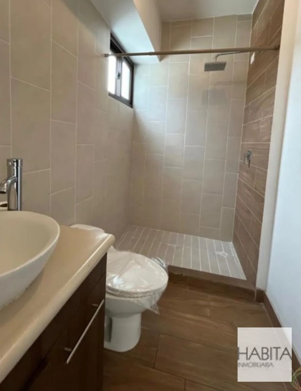 Apartamento se Vende en Garcés de la Villa, zona 14 - 11