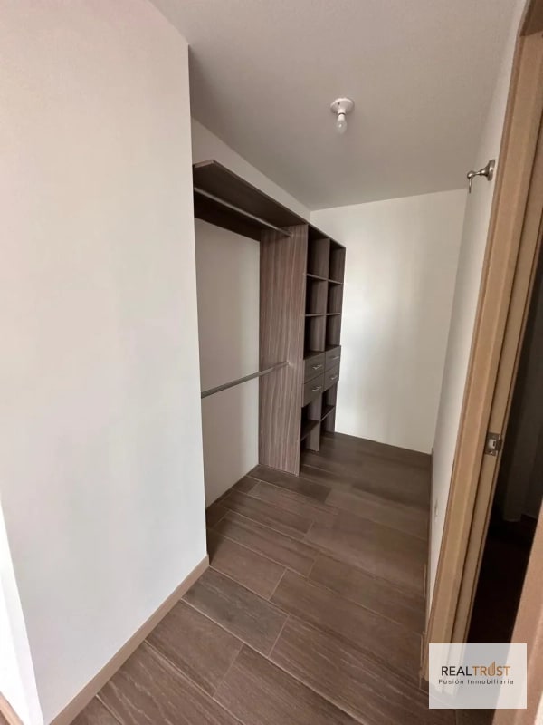 Excelente opción de apartamento en La villa zona 14 - 7