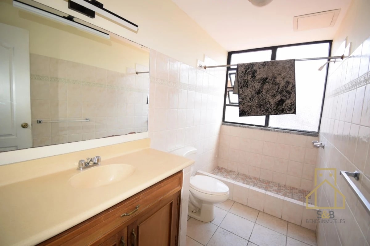Apartamento en venta o renta, zona 14 - 4
