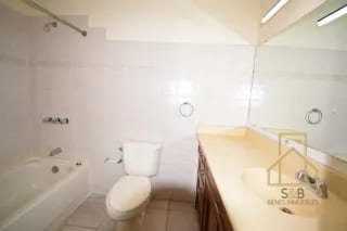 Apartamento en venta o renta, zona 14 — Apartamento en Venta en Zona 14, Guatemala, Ciudad — miniatura 2 de 10