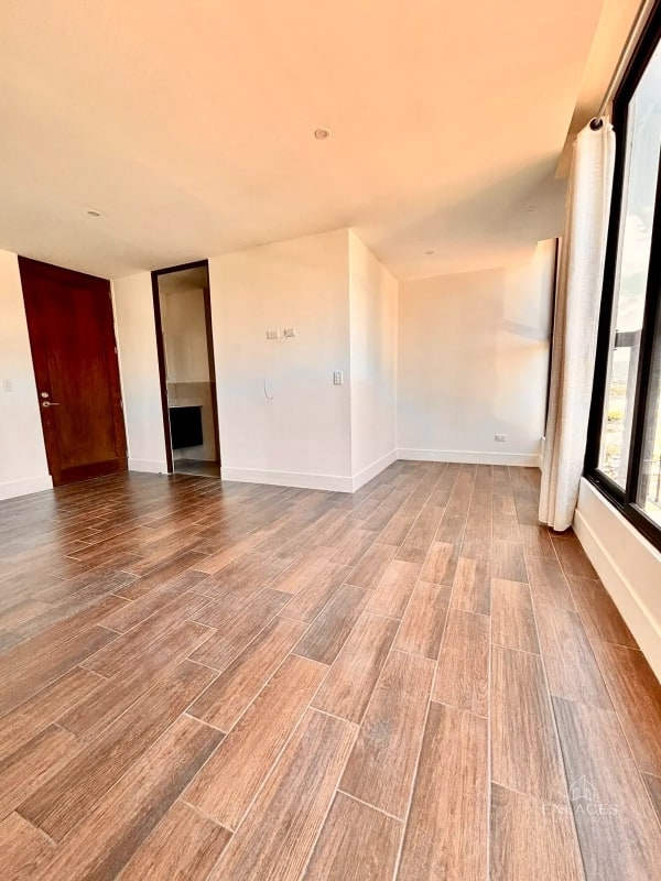 Zona 13 • Apartamento en Renta • Edificio Rosselló - 7