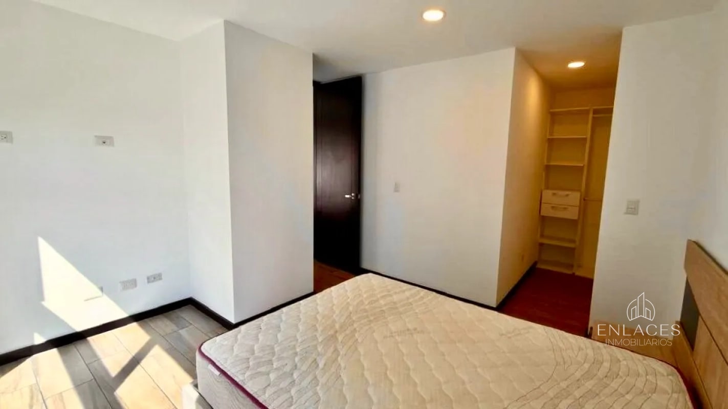 Zona 15 VH1 • Apartamento Amueblado en Renta • Edificio Cassia - 2