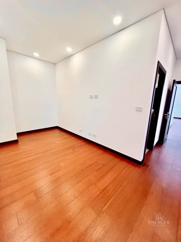 Zona 16 • Apartamento en Renta • Nogales de Cayalá 1 - 4