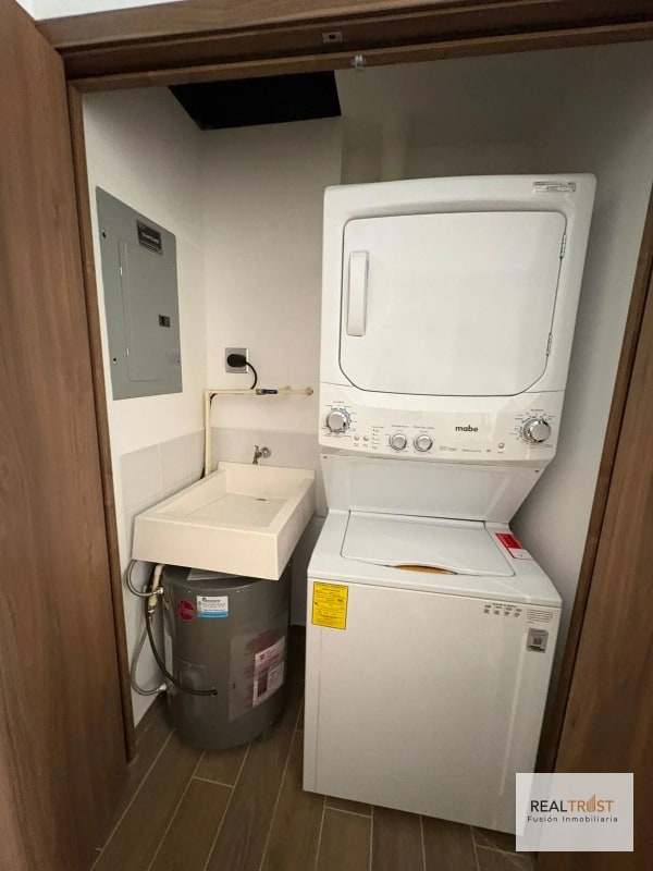 Apartamento en renta Parque 14 zona 14 - 8