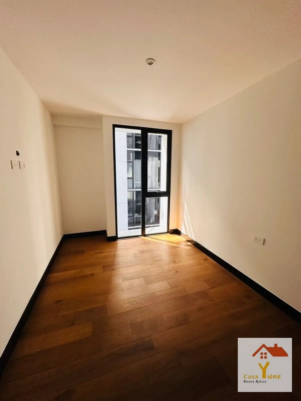 Apartamento en alquiler zona 11 Villa Mariscal - 11