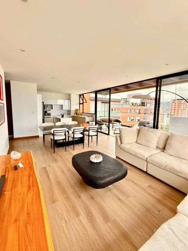 Zona 13 • Apartamento Amueblado en Venta • Edificio Artis - 1