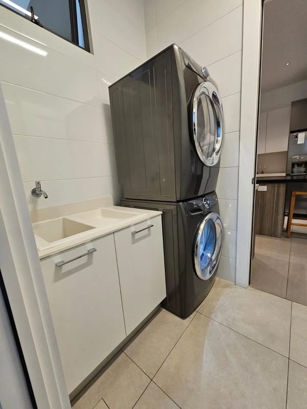 Apartamento en venta, Edificio Maranta Oakland, zona 10 — Apartamento en Venta en Maranta Oakland, Zona 10, Guatemala, Ciudad — foto 2 de 13
