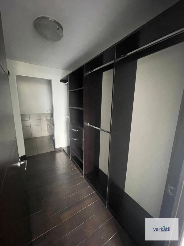 Apartamento en alquiler zona 14 de 3 habitaciones - 10