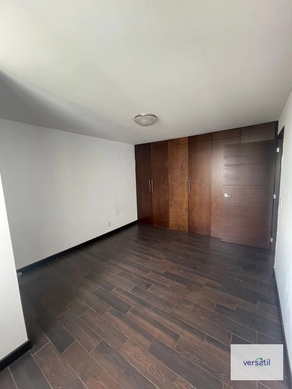 Apartamento en alquiler zona 14 de 3 habitaciones - 7