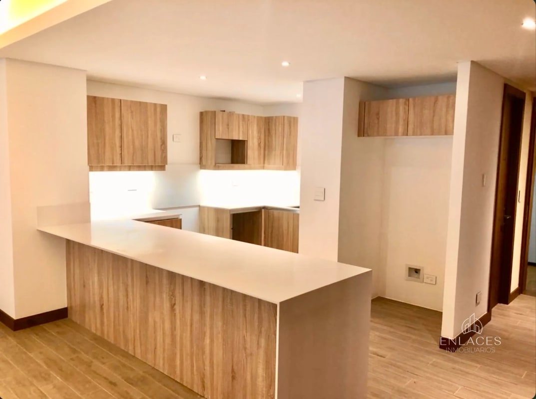 Zona 10 • Apartamento en Venta • Edificio Reserva Oakland - 1