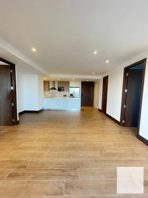 Elegante apartamento en nivel alto dentro de Gaura - zona 15 - 10
