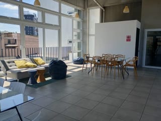 Z.12 APTO. EDIFICIO NUA 12 SEMI-AMUEBLADO — Apartamento en Alquiler en Zona 12, Guatemala, Ciudad — miniatura 4 de 10