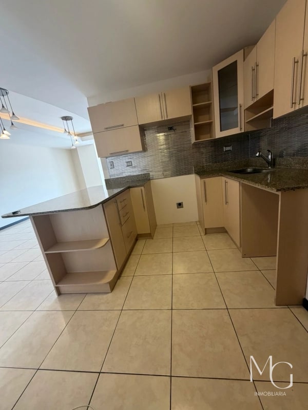 Apartamento en alquiler zona 11 en edificio MIRAGE - 8