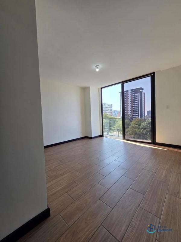 Apartamento en Venta – Torre Praga, Zona 15 - 15