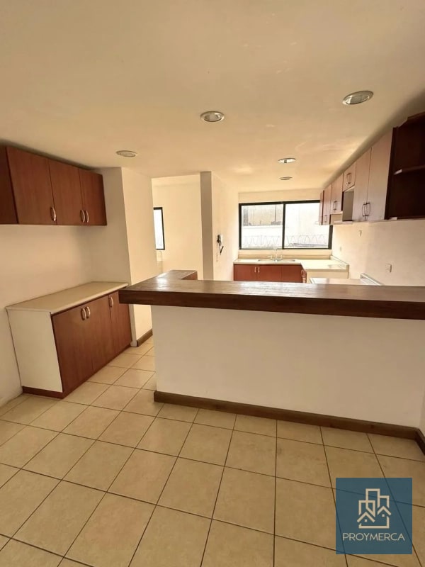 Casa en alquiler, Condominio San Mateo, boulevard Acatán Zona 16 - 11