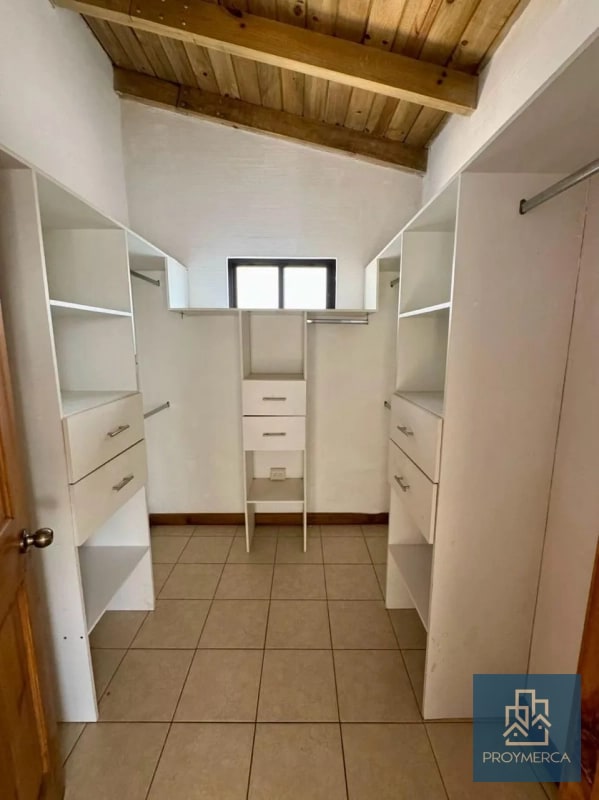 Casa en alquiler, Condominio San Mateo, boulevard Acatán Zona 16 - 7