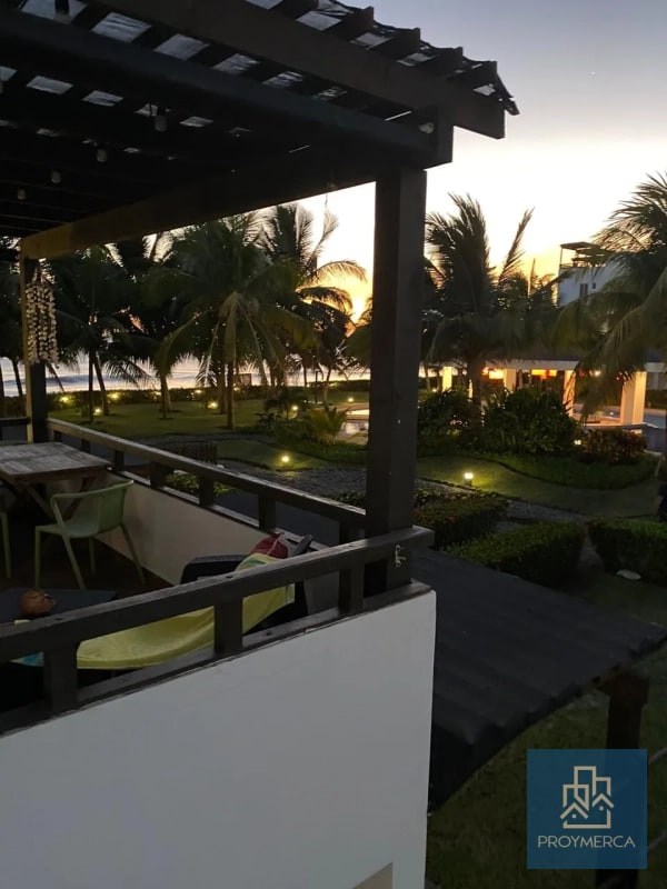 Apartamento con vista al mar en venta, Condominio El Muelle en Monterrico - 1