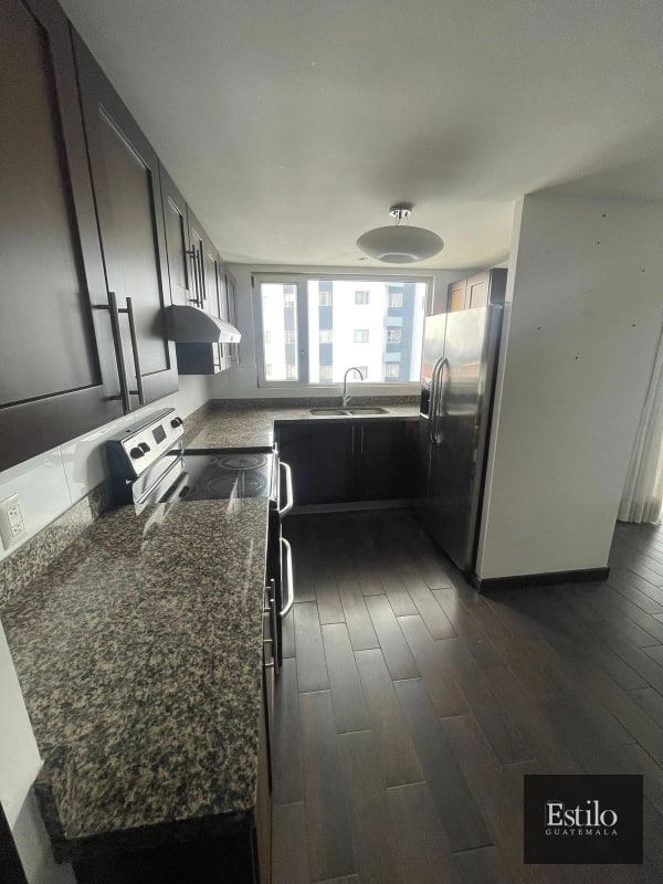 LINDO APARTAMENTO EN RENTA ZONA 14 - 5