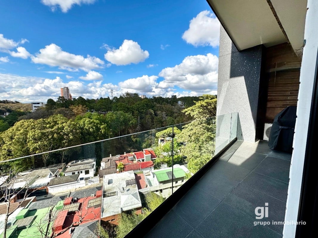 Apartamento de 2 dormitorios con vista verde garantizada en Oakland, Zona 10 - 10