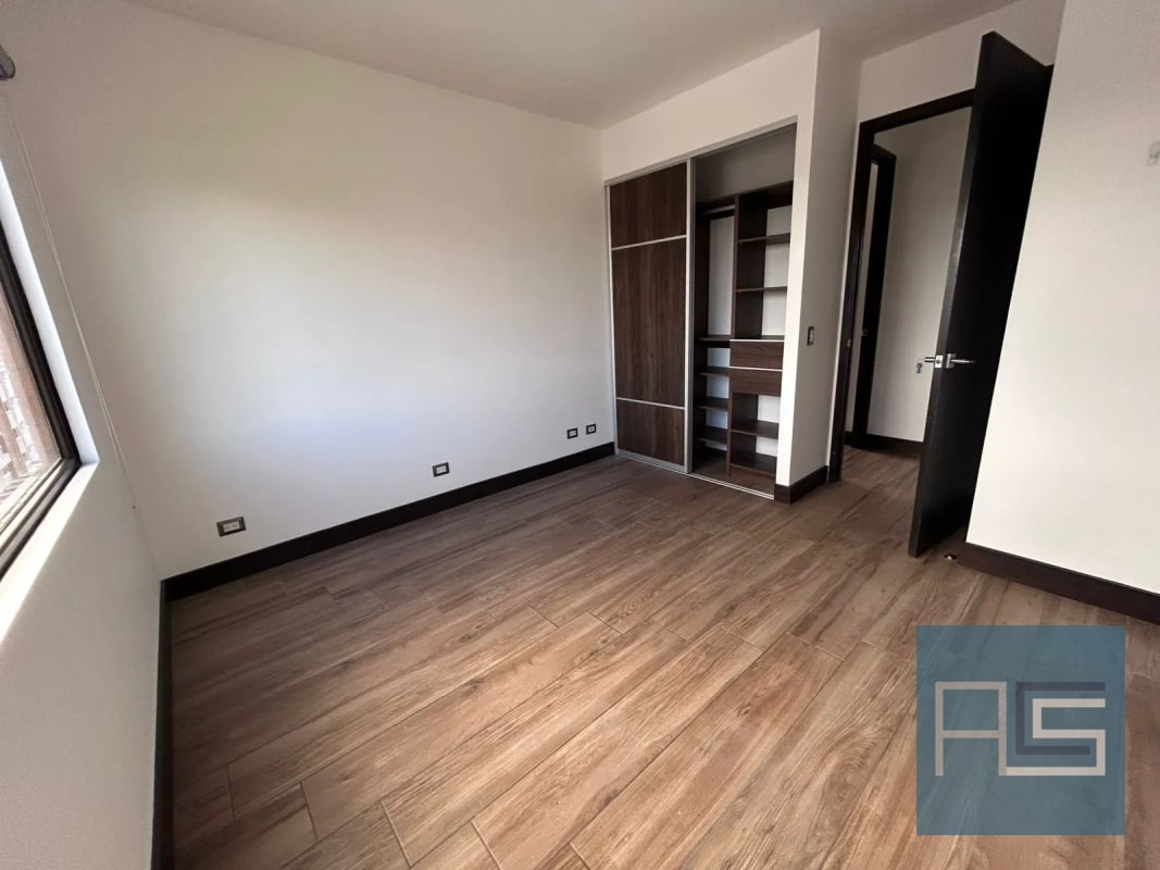 *Amplio e iluminado Apartamento de 3 hab., en Renta en zona 10* - 5