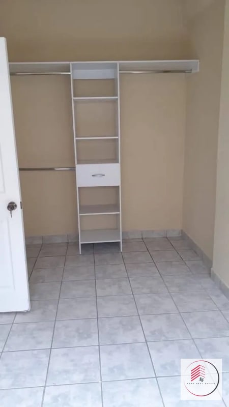 Alquiler de hermoso apartamento en Altos de San cristobal zona 8 de mixco - 13