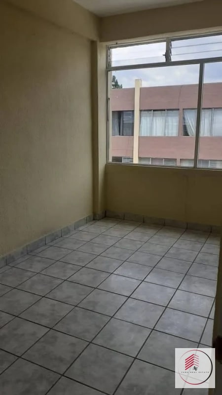Alquiler de hermoso apartamento en Altos de San cristobal zona 8 de mixco - 2