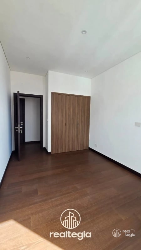 APARTAMENTO EN NOGALES DE CAYALÁ ZONA 16 - 11