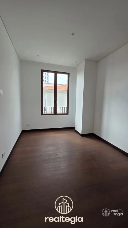APARTAMENTO EN NOGALES DE CAYALÁ ZONA 16 - 7