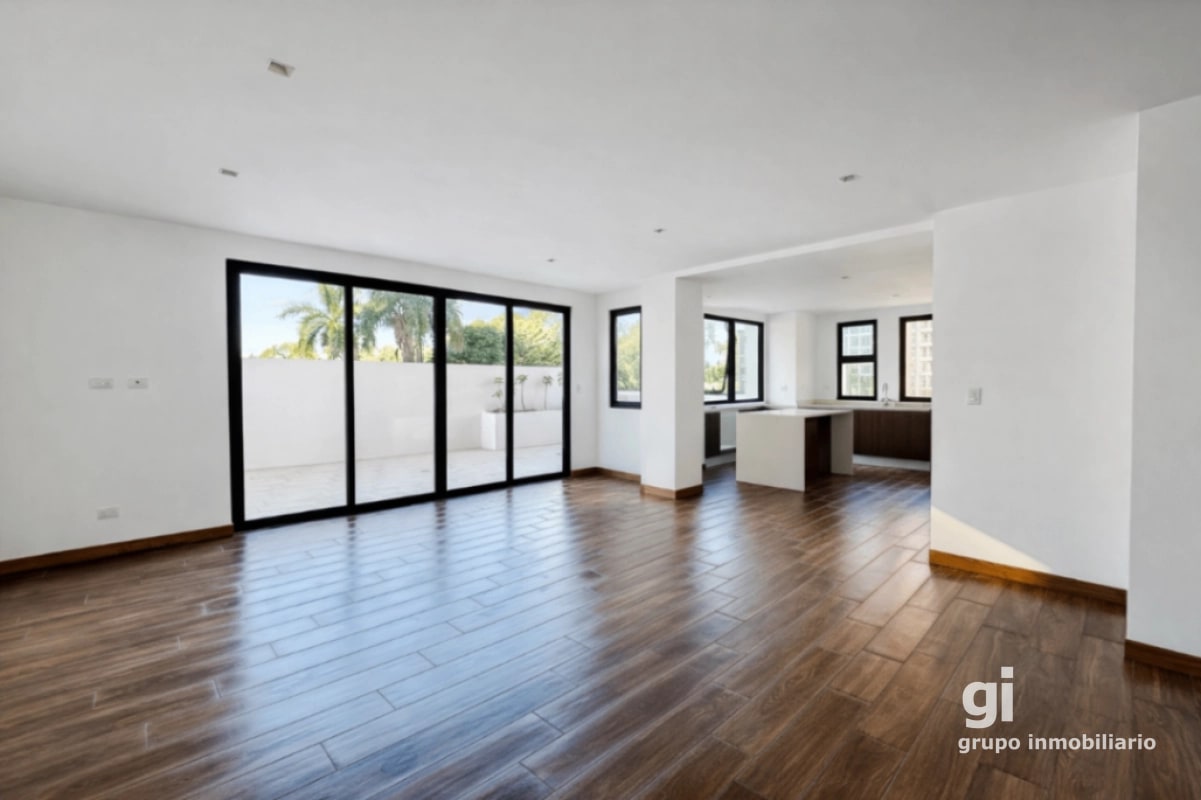 Apartamento con la comodidad de una casa en venta en zona 15 - 1